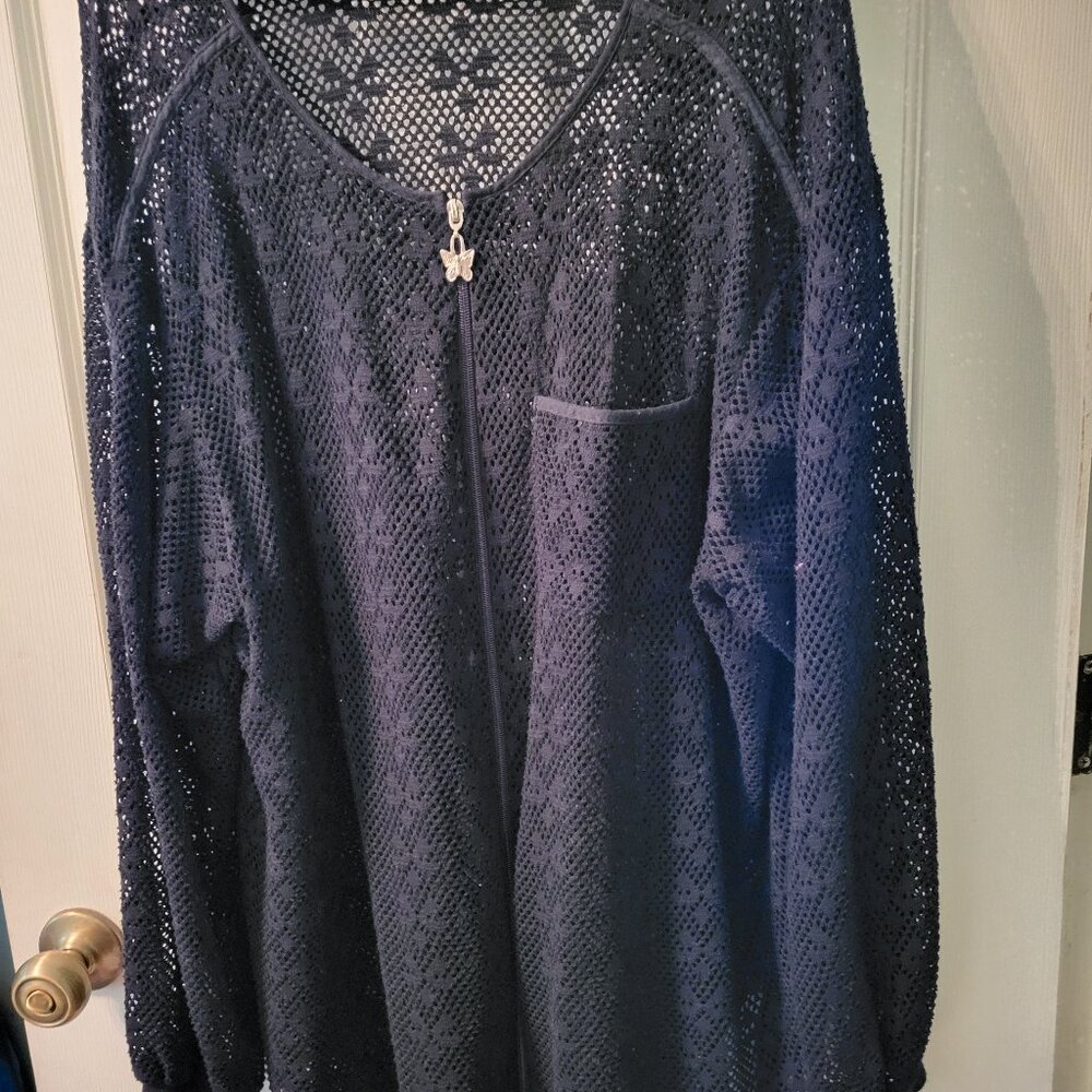 Beach Swimsuit Cover-Up by Le Cove, Size 1X. Long Sleeves. Zipper Closure